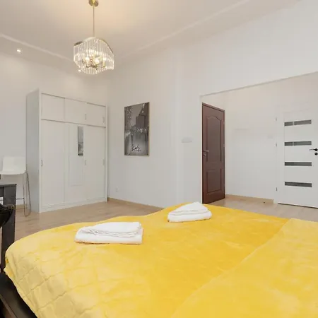 Piotrkowska Elegant By Renters *
