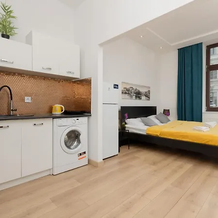 Apartment Piotrkowska Elegant By Renters
