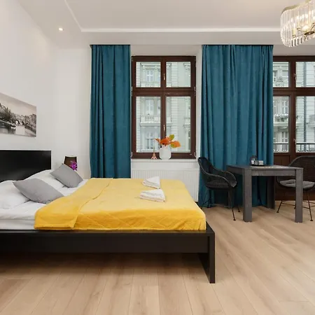 Piotrkowska Elegant By Renters Apartment