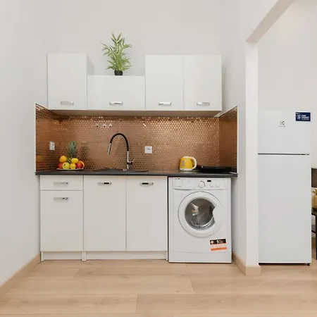 Apartment Piotrkowska Elegant By Renters